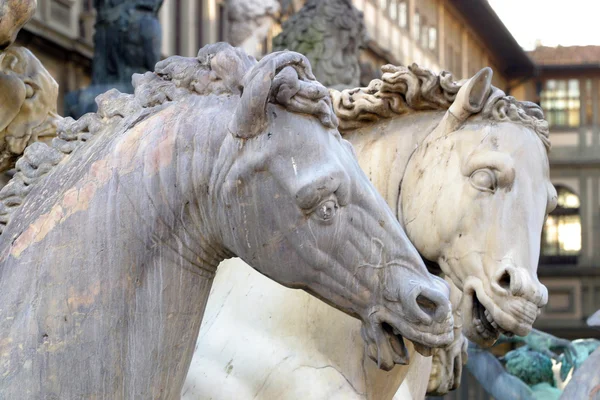 Standbeeld van cosimo i de' medici — Stockfoto