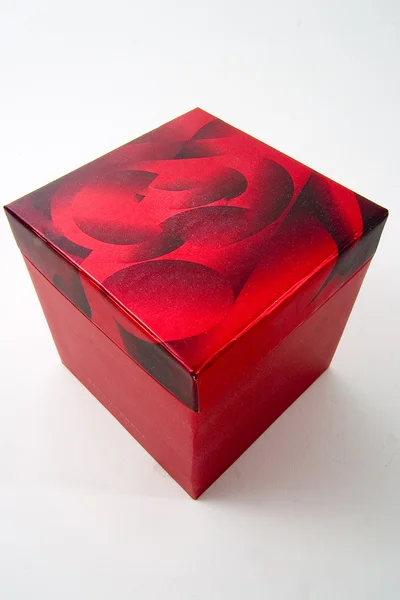 Uma caixa de presente vermelha — Fotografia de Stock