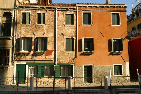 Gebäude in Venedig — Stockfoto