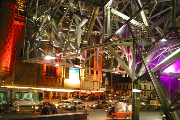 JANUARY 2006, A busy street in the city of Melbourne Australia.
