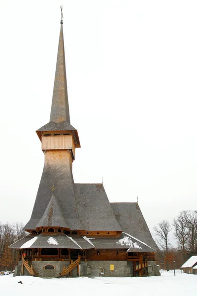 Iglesia de madera —  Fotos de Stock