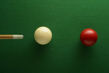 Bilardo düz tek atış