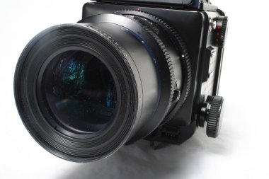 büyük bir lens kamera