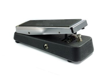 wah wah pedalı, üzerinde beyaz izole
