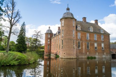 Hollandalı Kalesi ve hendek