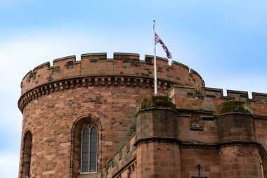 Eski kortlar, Kale olarak da bilinir, güzel bir bahar gününde. Carlisle, Cumbria, İngiltere.
