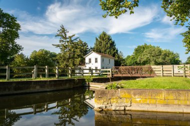Early morning at the locktenders house located at lock 8 on the I & M canal.  Aux Sable, Illinois, USA.