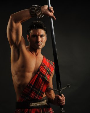 yakışıklı highlander