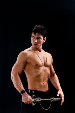 yakışıklı highlander