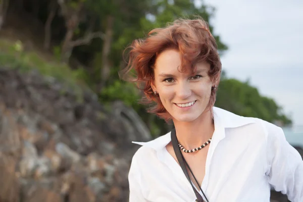 kızıl saçlı kız