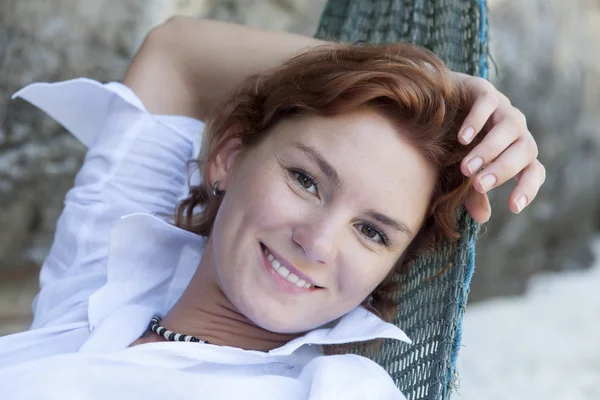 kızıl saçlı kız