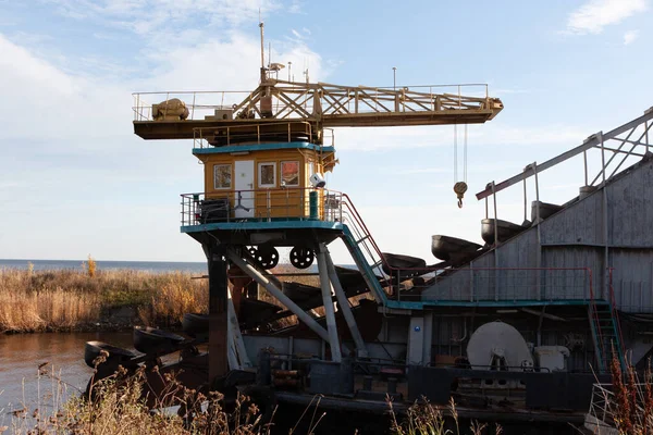 Kıyıdaki Dredger Gemisi Shlisselburg Rusya Ekim 2021 — Stok fotoğraf