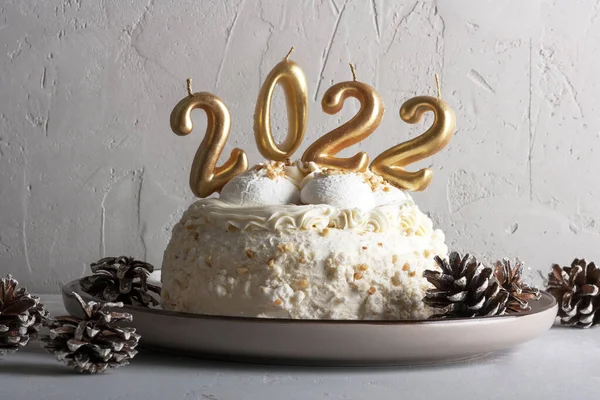 2022 mumlu yeni yıl pastası.