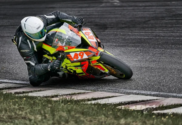 2021 Riga Lettonie Pratique Moto Penché Dans Coin Rapide Sur — Photo