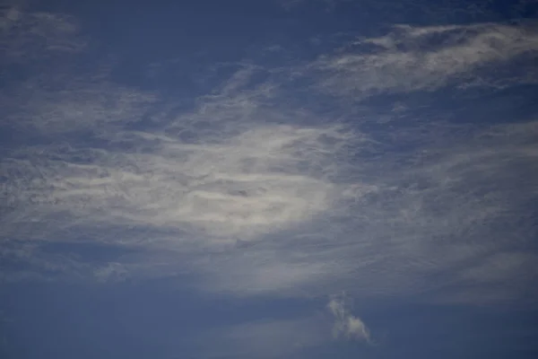 Nuvole Sottili Colore Bianco Con Cielo Blu Sopra Nuvole Bianche — Foto Stock