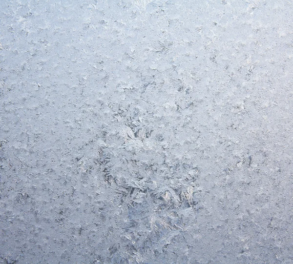 Frostiges natürliches Muster am Winterfenster — Stockfoto