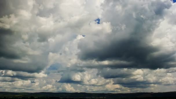 Time lapse of storm clouds moving fast. — Stock Video