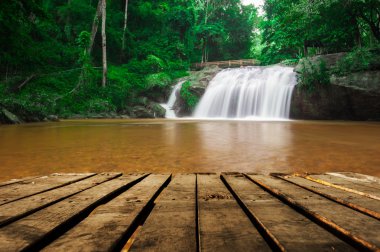 mae, şelale sa şelale milli park mar RIM, chiang mai, Tayland