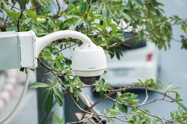 CCTV Camera Operating on road detecting traffic — Stock Photo, Image