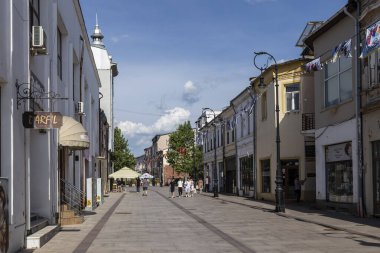 Craiova, Dolj, Romanya 14 Mayıs 2022: Eski şehir merkezinden görüntü. Eski kasaba şehrin en önemli turistik yerlerinden biridir..