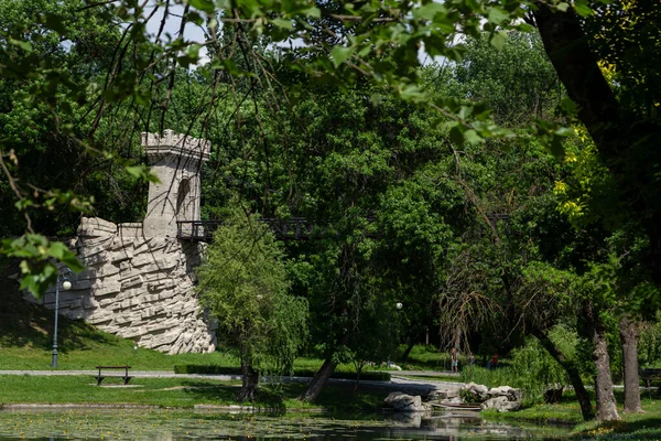 Craiova Dolj Roumanie Mai 2022 Pont Suspendu Dans Parc Romanescu — Photo