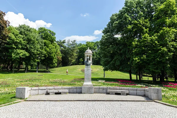 Craiova Dolj Romênia Maio 2022 Estátua Nicolae Romanescu Parque Romanescu — Fotografia de Stock