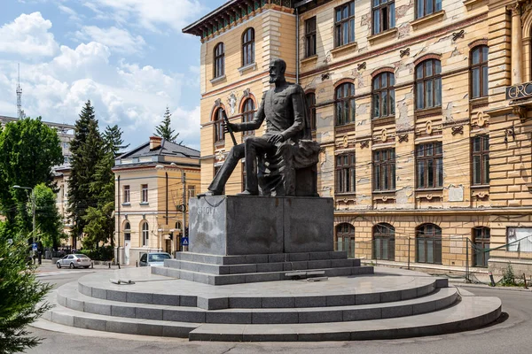 Craiova Dolj Romania Mai 2022 Statuia Regelui Carol Fata Colegiului — Fotografie, imagine de stoc