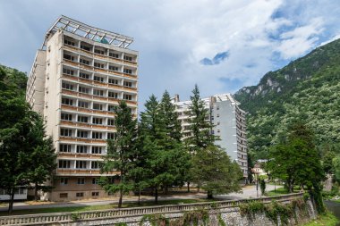 Baile Herculane (Herculane Bath), Romanya - 13 Haziran 2022: Baile Herculane, Caras-Severin, Romanya 'da yer alan Herkül Oteli