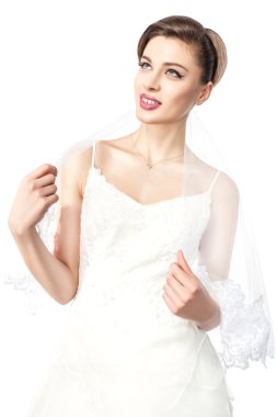 Gelinlik giymiş gelin.