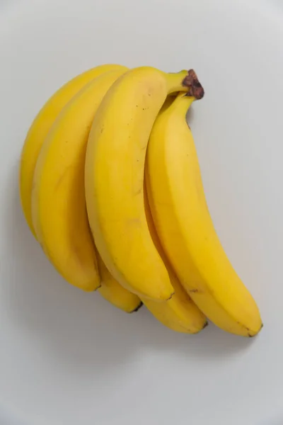バナナを一滴上から撮影しました 健康的なライフスタイルのための有機果物 — ストック写真