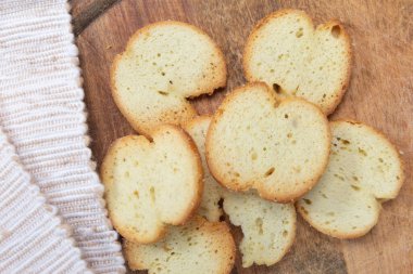 Baharatlı kıtır russer 'lar. Beslenme gevreği