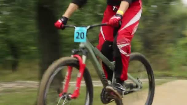 BMX bicycle ride, beat the time competition, racer in helmet — Stock Video