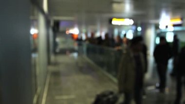 insanlar Havalimanı terminal