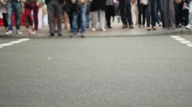 İnsanlar geçiş yolu