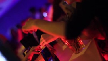 Bar Club
