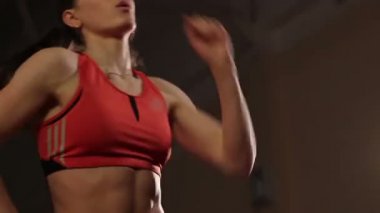 genç kadın fitness egzersiz