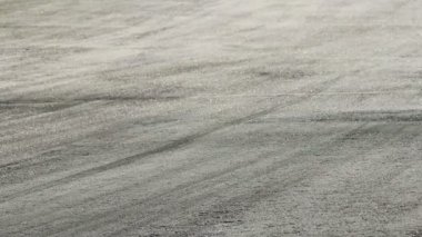 Formula 1 araba geçer