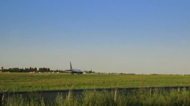 Boeing 737 hızlanma ve kalkış