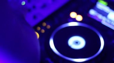 onun set DJ performans