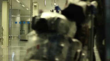 Secure inner airport terminal zone