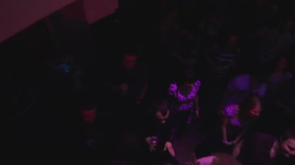 派对上跳舞的人 — 图库视频影像