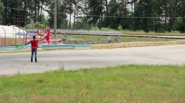 Marshall uyarı sürücü yolda sorun hakkında