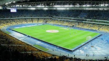 daha önce futbol maçı arena Stadyumu