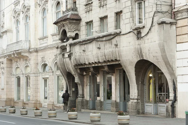 Antigua arquitectura de Cluj-Napoca, moderna — Foto de Stock