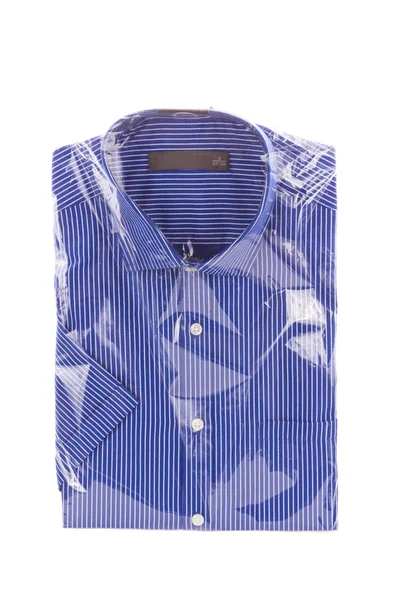 Blå skjorta isolerad på vitt — Stockfoto