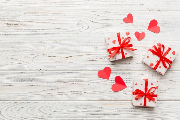 발렌타인데 심장이 크리스마스 선물이야 위에서 문자를 접수처 — 스톡 사진