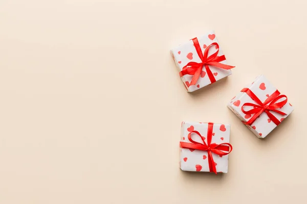 Composición San Valentín Caja Regalo Roja Con Arco Corazón Regalo —  Fotos de Stock