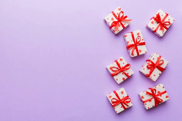 Composición San Valentín Caja Regalo Roja Con Arco Corazón Regalo —  Fotos de Stock