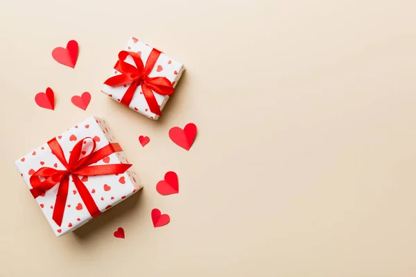 발렌타인데 심장이 크리스마스 선물이야 위에서 문자를 접수처 — 스톡 사진