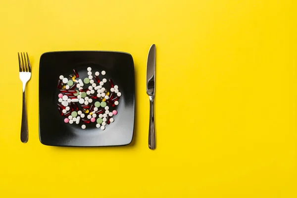 Muchas Diferentes Píldoras Pérdida Peso Suplementos Como Alimento Plato Redondo —  Fotos de Stock